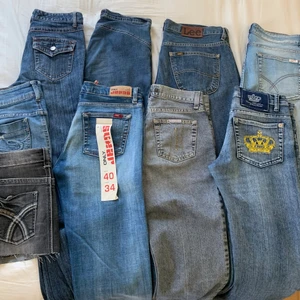 MASSA JEANS - Säljer massa jeans och jeanskjolar på min sida!! Bla Victoria Beckham och Lee jeans, finns enskilda annonser<3
