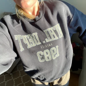 Tjocktröja från Gina strl s - Så skön och mysig sweatshirt! Har dock för många så är tvungen att sälja 