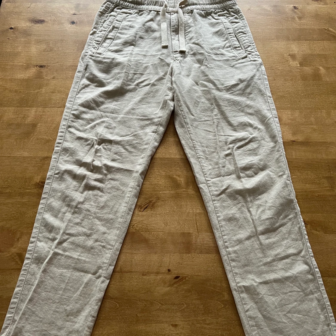 Linnebyxor från zara