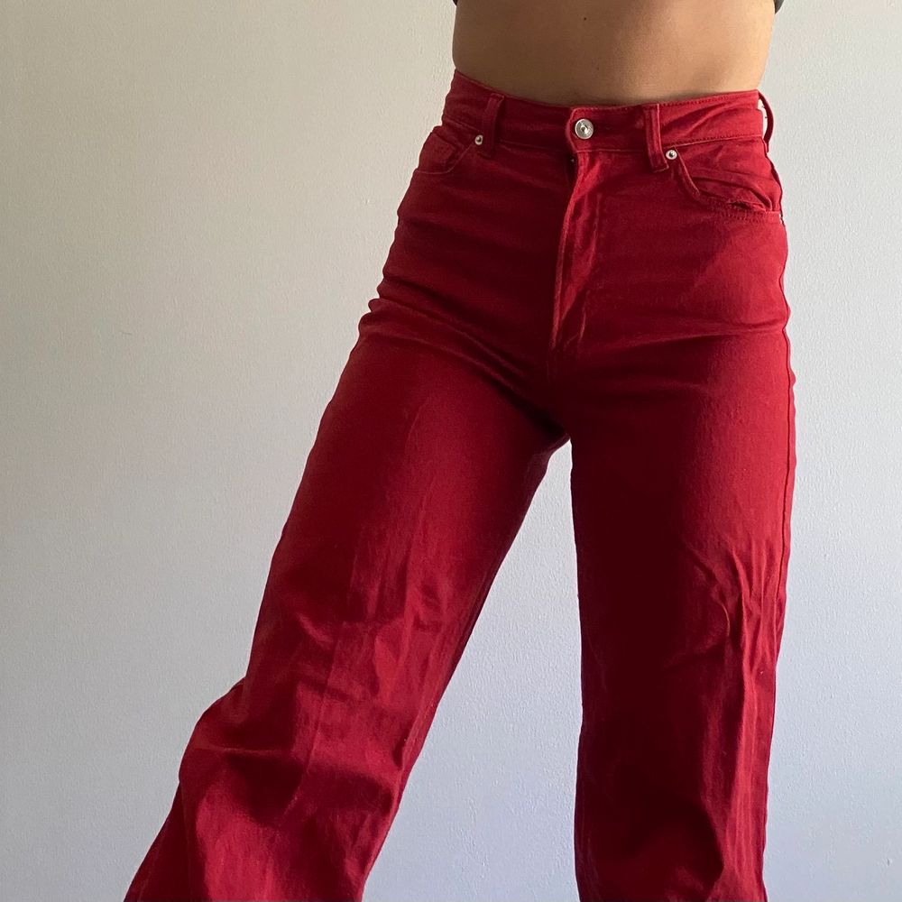 Röd Röda Jeans från HM Stl 36 | Plick Second Hand