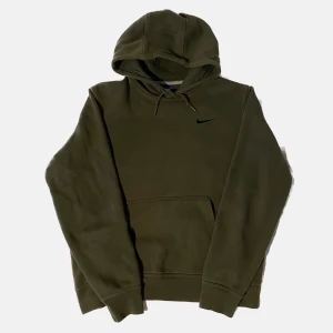 vintage military/olive green nike embroidered side swoosh hoodie - +vintage military/olive green nike embroidered side swoosh hoodie  +storlek medium