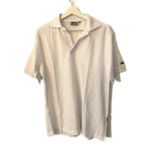 Piké - Vit piké🔥