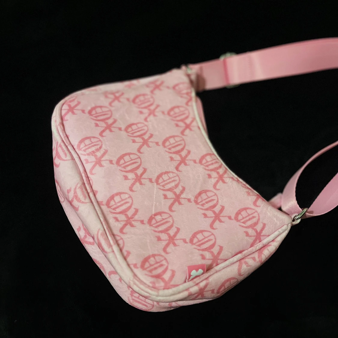 Rosa AxelVäska - 90