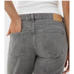 Arrow low straight jeans😽 - Supersnygga jeans! Använda max fem ggr. Säljer på grund av att jag har för många jeans! ❤️❤️Köpta för 500 men säljer för 350. Pris kan dissa!