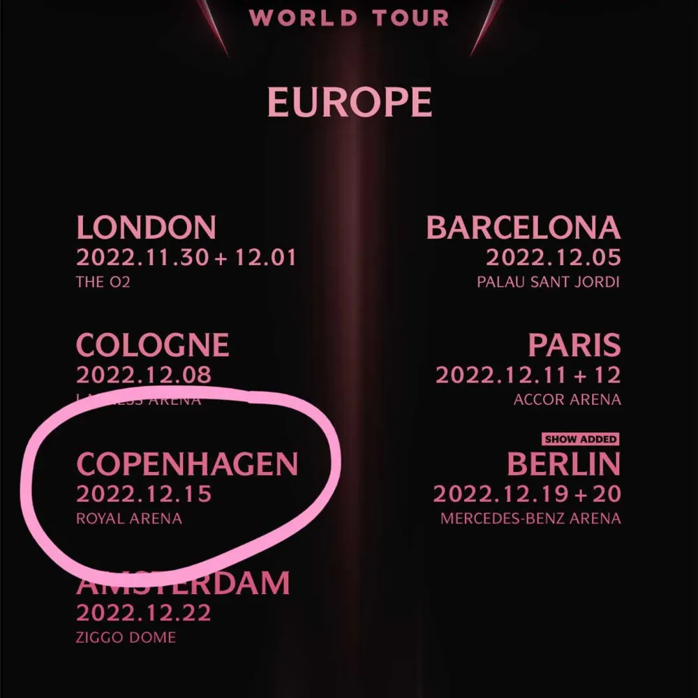 Jag säljer en biljett till Blackpinks ’Born Pink’ World Tour i Köpenhamn. 📍Plats: Sektion 102, Rad 25, Plats 28. Kontakta om ni är intresserade!!✨. Övrigt.