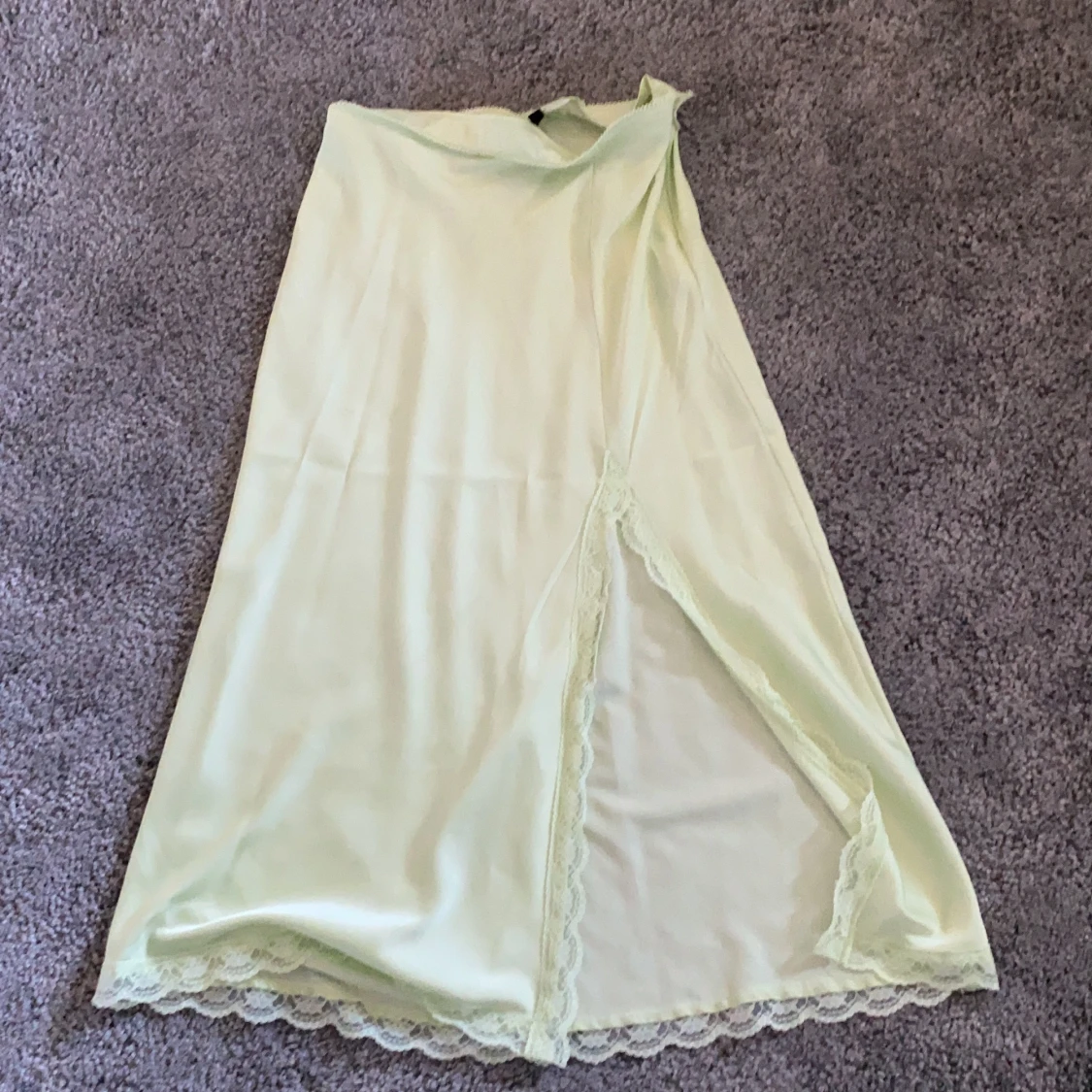 Divided kjol storlek 38