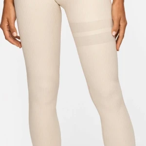 Stronger tights  - Knappt använda då dom är lite för stora