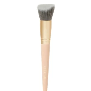 SHEGLAM Foundation Brush  - Använd en gång, noggrant rengjord. Fraktsumman blir 15kr (frakt m frimärke) vid direkt swish till mig, välj ej Köp Nu isåfall. Samfraktar för minsta möjliga frakt kostnad för dig. Kontakta mig angående detta