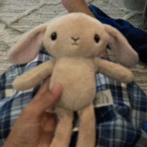 Gossedjur  - Gossedjur ganska gullig. Säljer för 20kr men kan gå ner till 15 rör 10. Tar Swish.