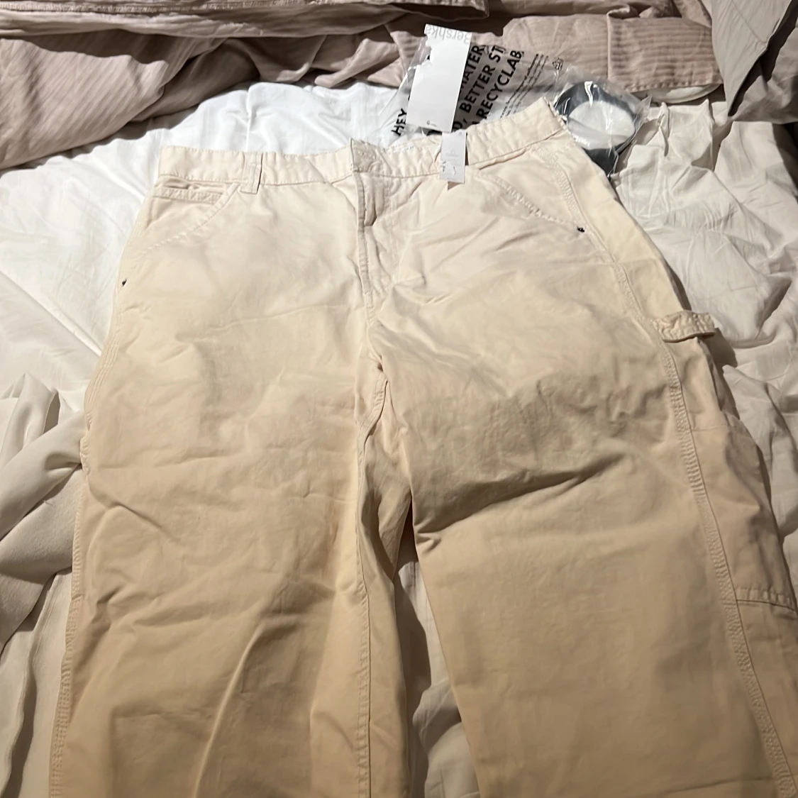 Bershka - Gräddvita snickarjeans