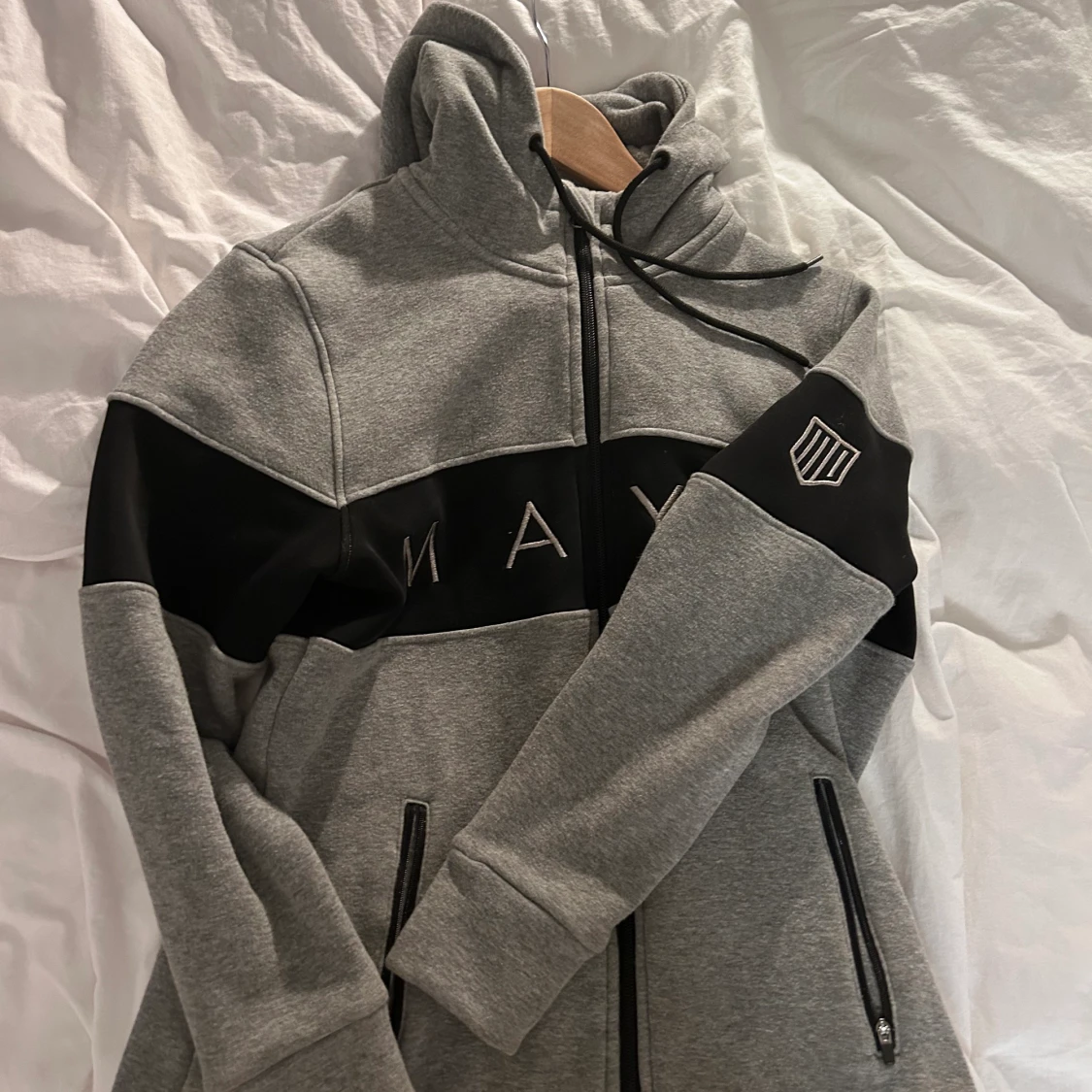 Maya Delorez hoodie - 90