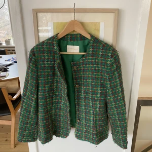 Kavaj -  Jättefin grön kavaj!