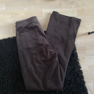 Bruna mjukis  - Väldigt bra skick