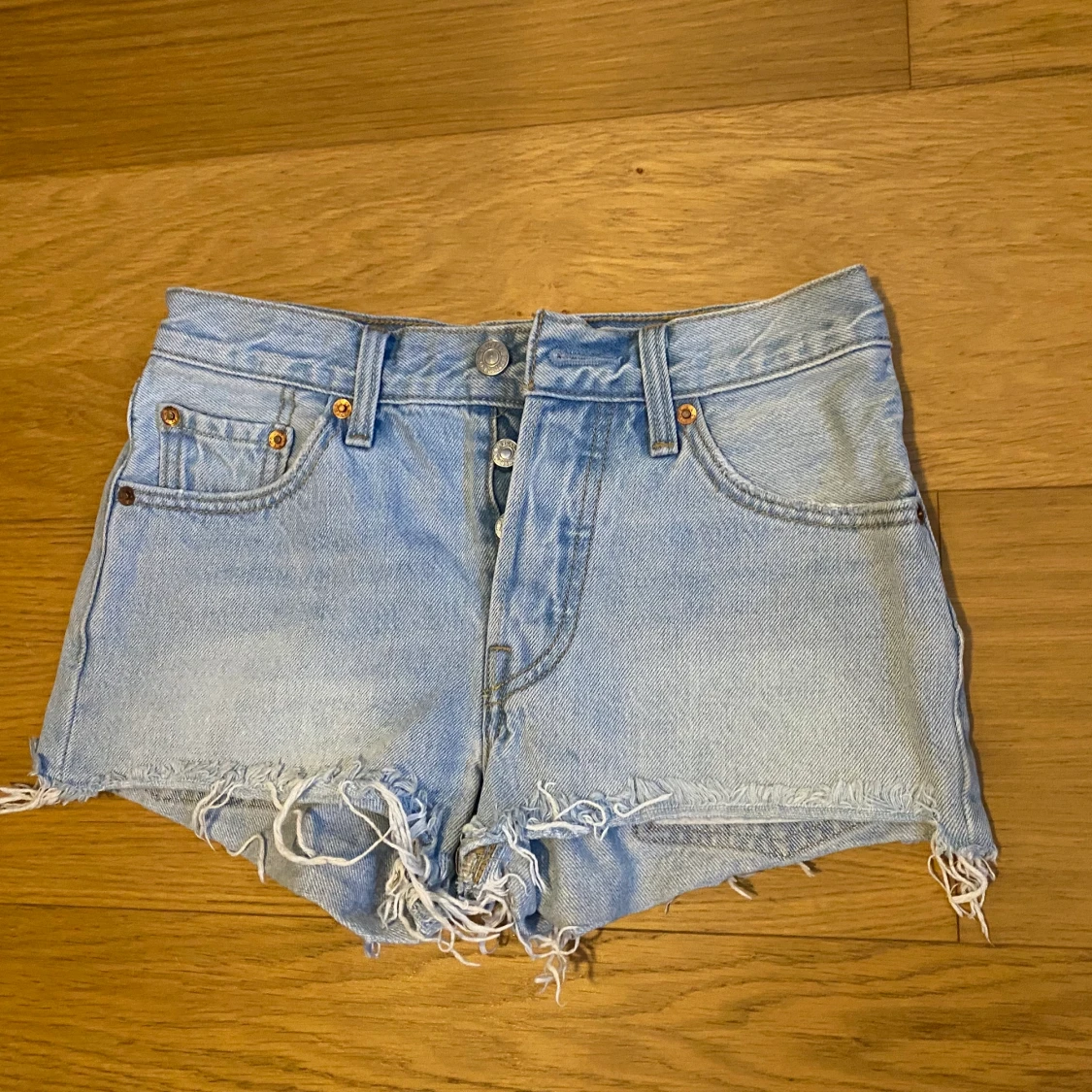 Levis shorts W24 - 90