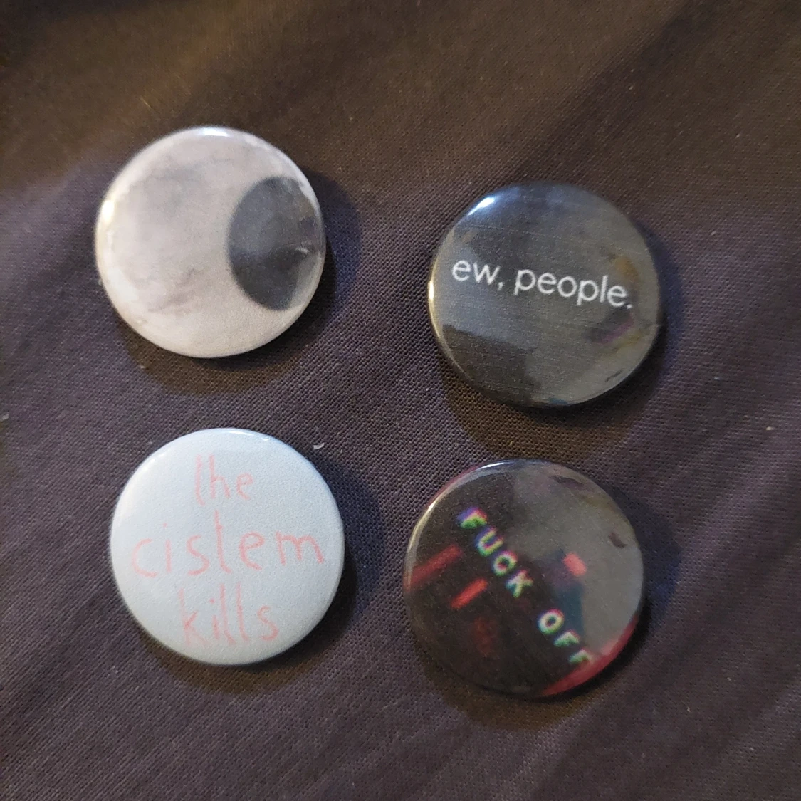 Custom pins - 91