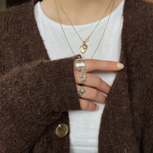 Brun alpacka kofta - Jättemysig stickad kofta i en alpackablend, bra skick och knappt använd!❣️