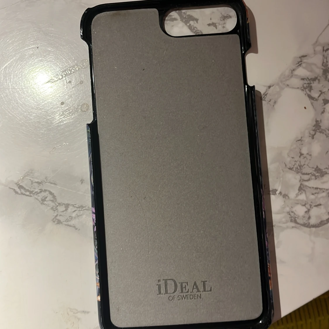 Ideal of sweden iPhone  - 90