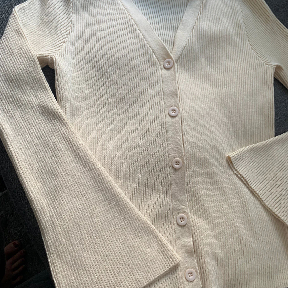 Beige kofta / tröja  - 91