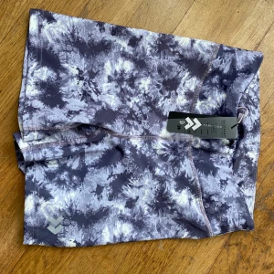 Biker shorts - Helt nya biker shorts från Lager 157, prislappar finns fortfarande kvar. (OBS: tar ej bilder med någon av mina plagg på) köparen står för frakten, priset beror på hur mycket du köper!