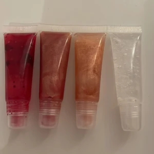 Lip gloss - Lip gloss som är handgjorda och jag är noga med hygien, 15 +frakt kontakta vilken färg du vill ha
