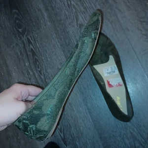 Gröna ballerina skor - Gröna ballerina skor i storlek 40. Oanvända. 15 kr
