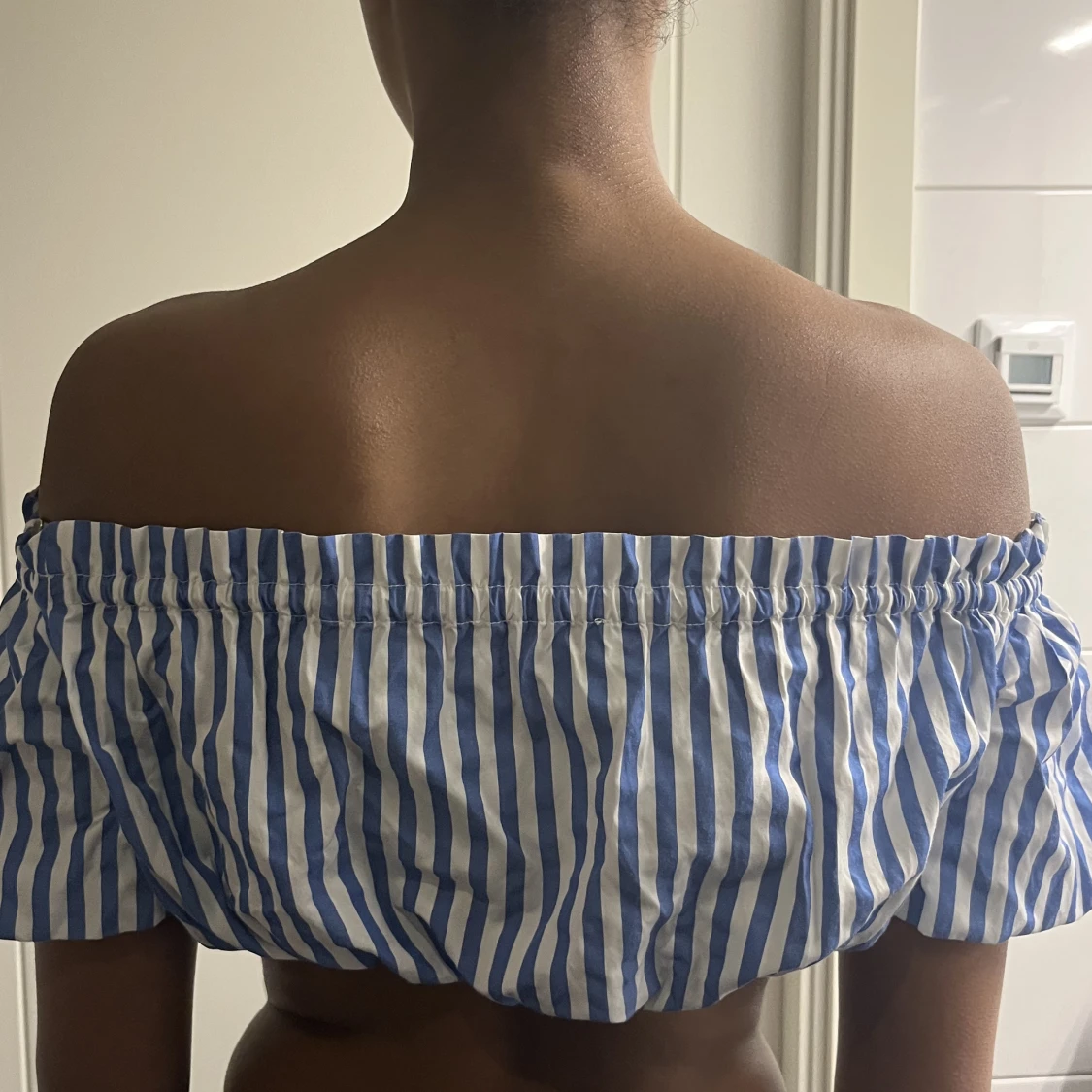 Randig off shoulder topp - 91