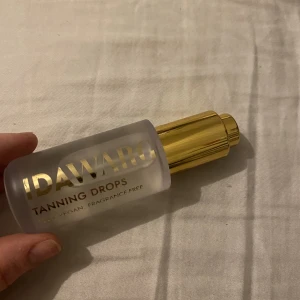 Tanningdrops från Ida warg - Helt nytt, tanningdrops från Ida warg som jag fick i lykos julkalender. 
