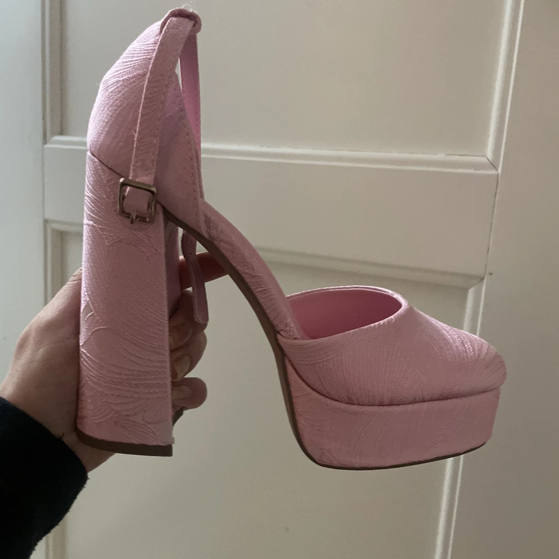 Platåskor storlek 36 - 90