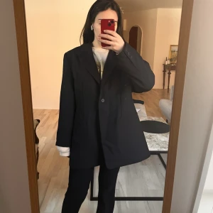 Oversized kavaj 150kr  - Perfekt i armarna. Vintage 