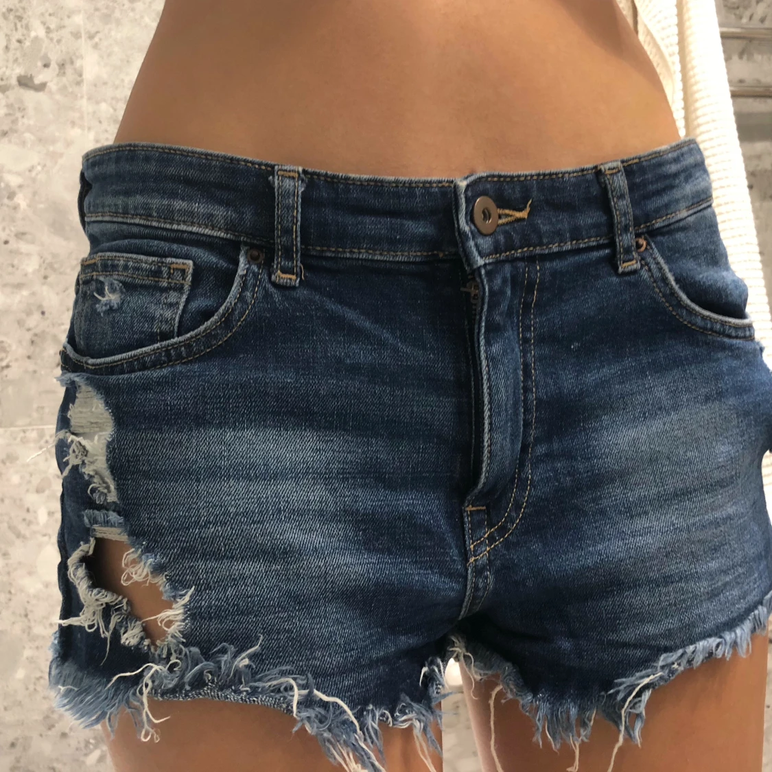 Zara blue shorts  - 90