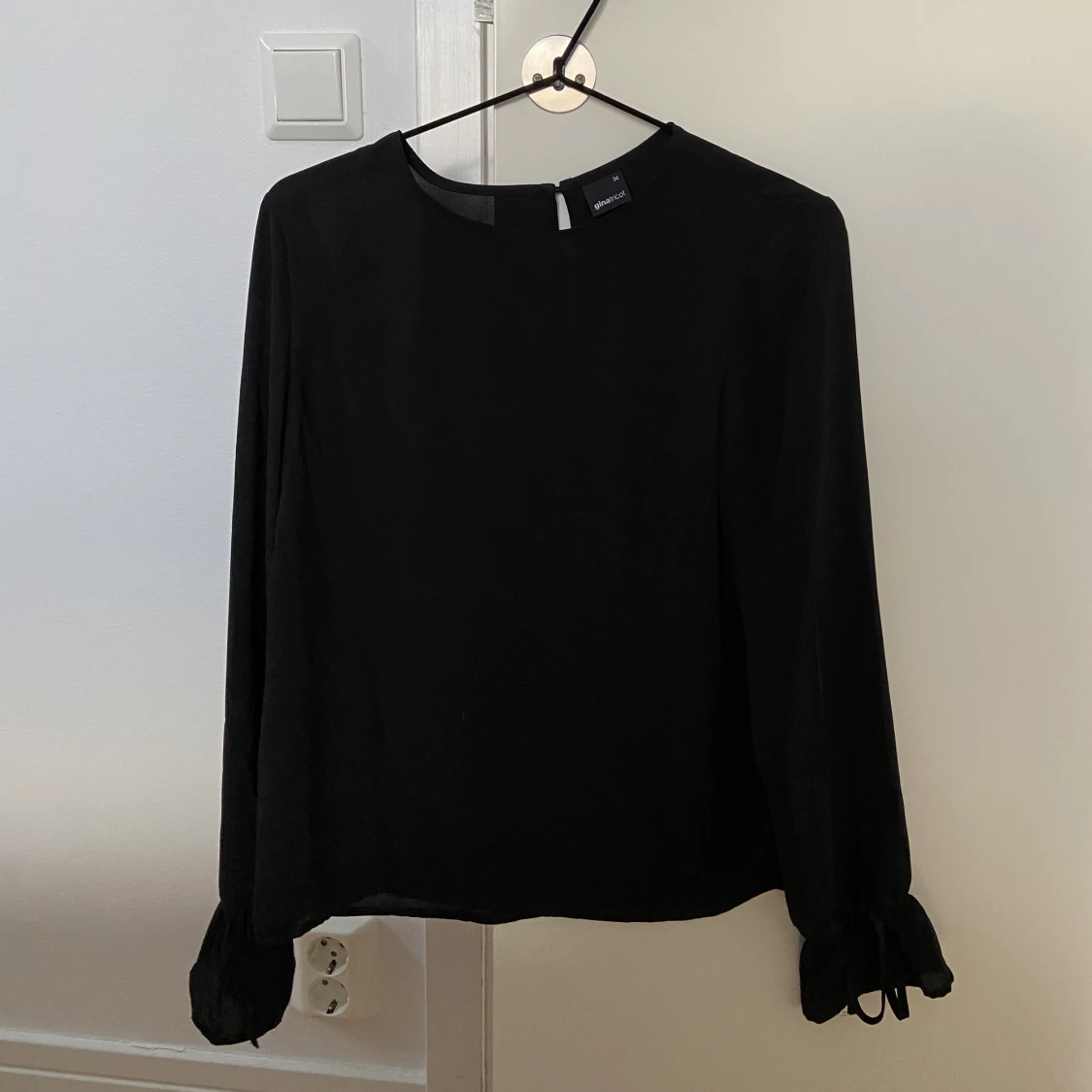 Svart Blus GinaTricot - 91