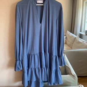 Supertunn klänning - Klänning från asos. Nyskick 