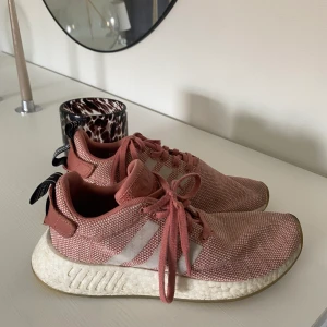 Adidas NMD - Säljer nu mina träningsskor som knappt är använda. Köparen står för frakt!