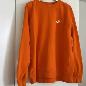 Nike sweatshirt strl XL (men Nice som oversize också)  300kr