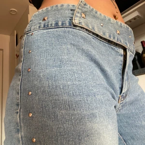 Jeans med strass - Ny annons pga budgivningen funkade inte 