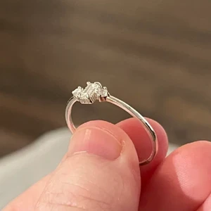 äkta silver ring - 63 kr med frakt inkluderat i priset!