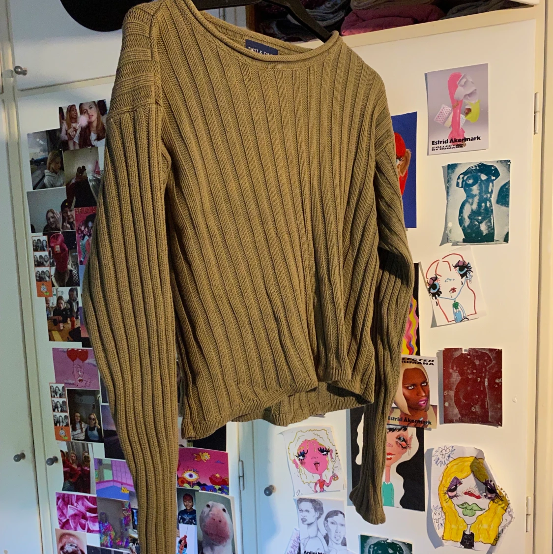 Ribbad långärmad tröja