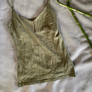 Linne  - Detta linne tvättas innan man får den hem levererad 