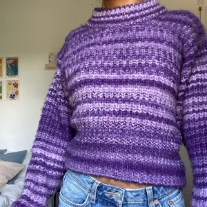 Superfin stickad!!💕 - Så fin lila stickad från Zara!!💗💖🦋💘 Paketet kommer att vara spårbar!💕📦