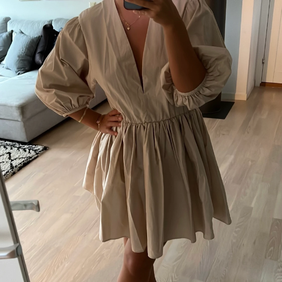 Beige klänning - 90