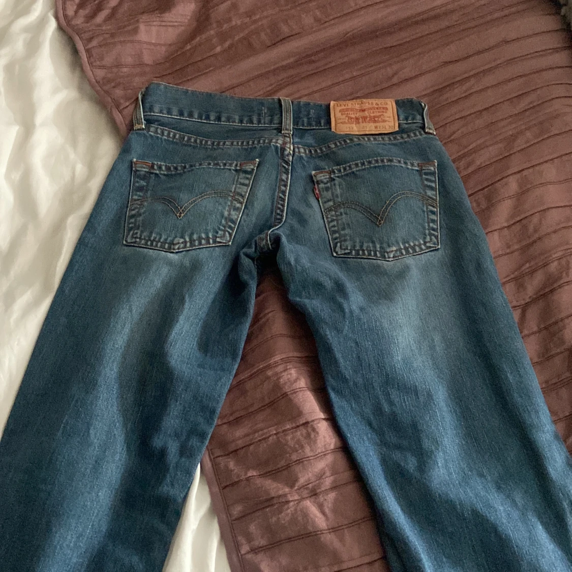 Levis lowaist eve jeans  - 90