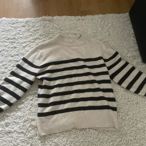 Jätte skön stickad tröja från HM - Stickad tröja från hm, fint sick 