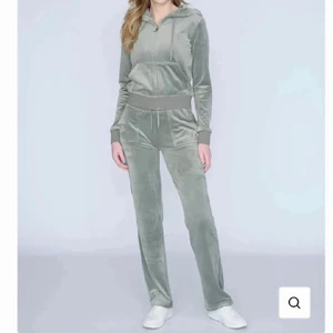 Juicy byxor - Juicy byxor använda två gånger. I nyskick! Färgen chinios green