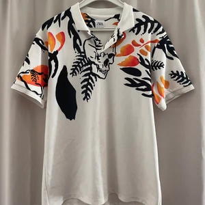 Vit piké - Vit piké skjorta från zara i storlek XL för 100kr + frakt, priset kan diskuteras🤠