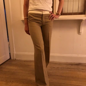 Filippa K byxor - Jättefina byxor i nyskick från Filippa K.   Storlek: XS. Aldrig använda. Erbjuder gratis frakt.  Inga returer.