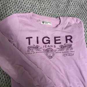 Tiger of sweden tröja - LjusLila tiger of sweden tröja i bra skick! 
