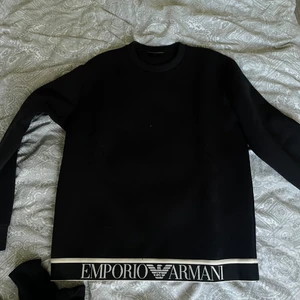 Emporio Armani kofta - Skick 9/10. Använd Max 2-3 gånger.