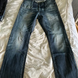 G-star - G star jeans i bra skick. Storlek 31/32.