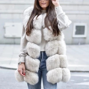 Päls väst  - Oanvänd päls väst storlek S kan passa M ,  pris 1200 kan diskuteras. Äkta päls 