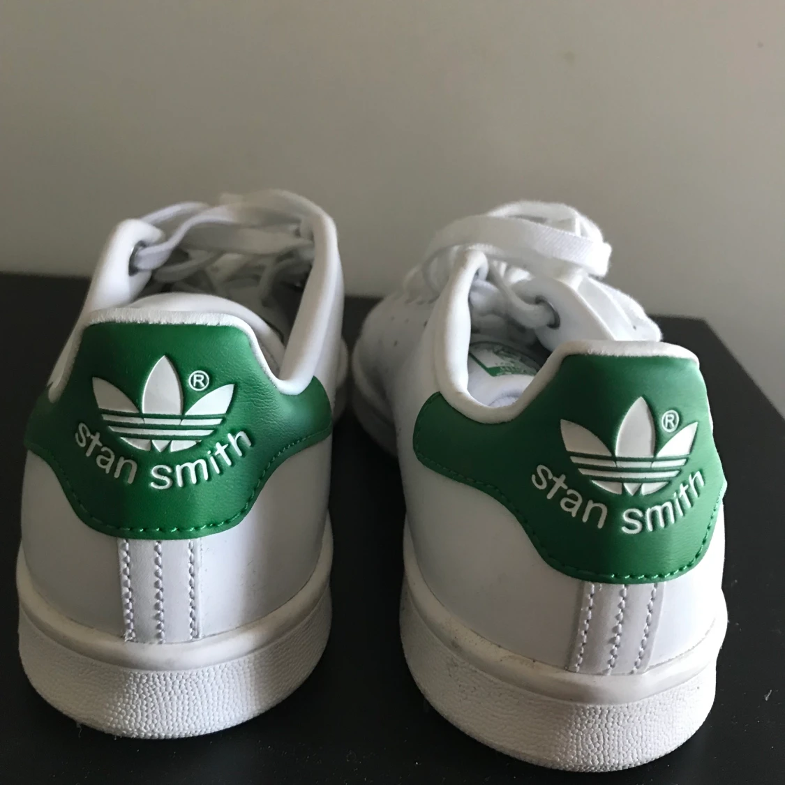 ADIDAS STAN SMITH STORLEK 37 1/3 - 91